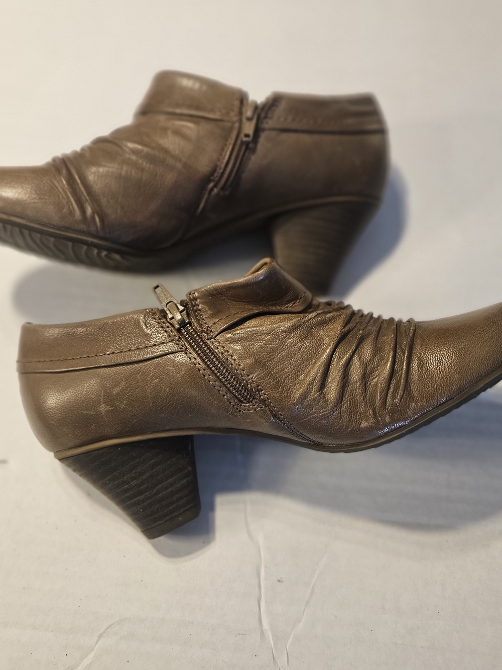 Pure Sole Women’s Brown Ruched Leather Ankle Heels - Picture 8 of 10